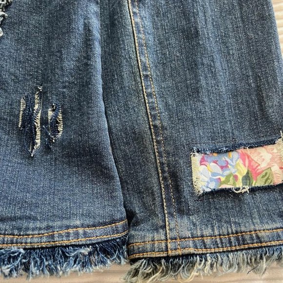 Reworked Embellished Vintage Womens One-of-a-kind Denim Jacket - As*Hro size Med - Picture 4 of 10